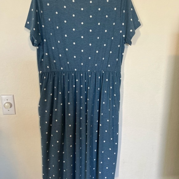 Simier Fariry Women's 1X  Comfy Midi
Casual Dress with Pockets Polka Dot Dress - Picture 3 of 10